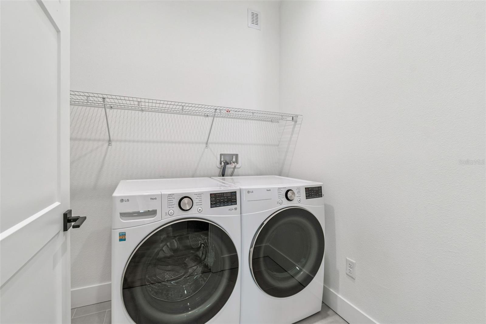 Image 42 of 60 For 2724 5th Avenue S