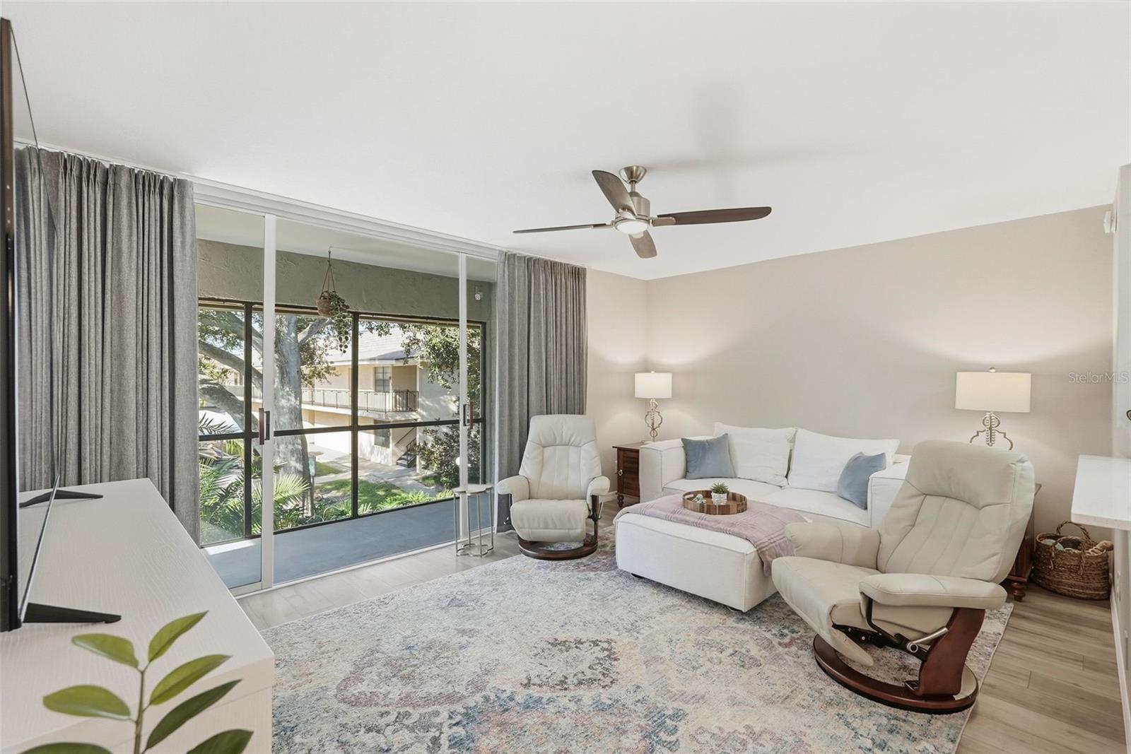 Image 12 of 60 For 12300 Vonn Road 10201