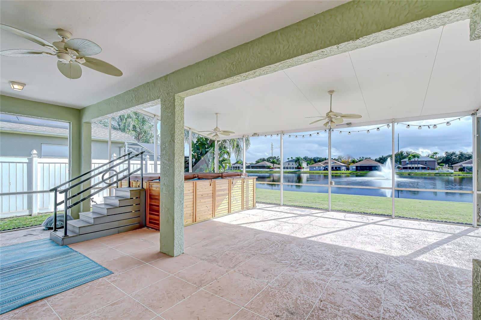 Image 26 of 33 For 22704 Cliffside Way