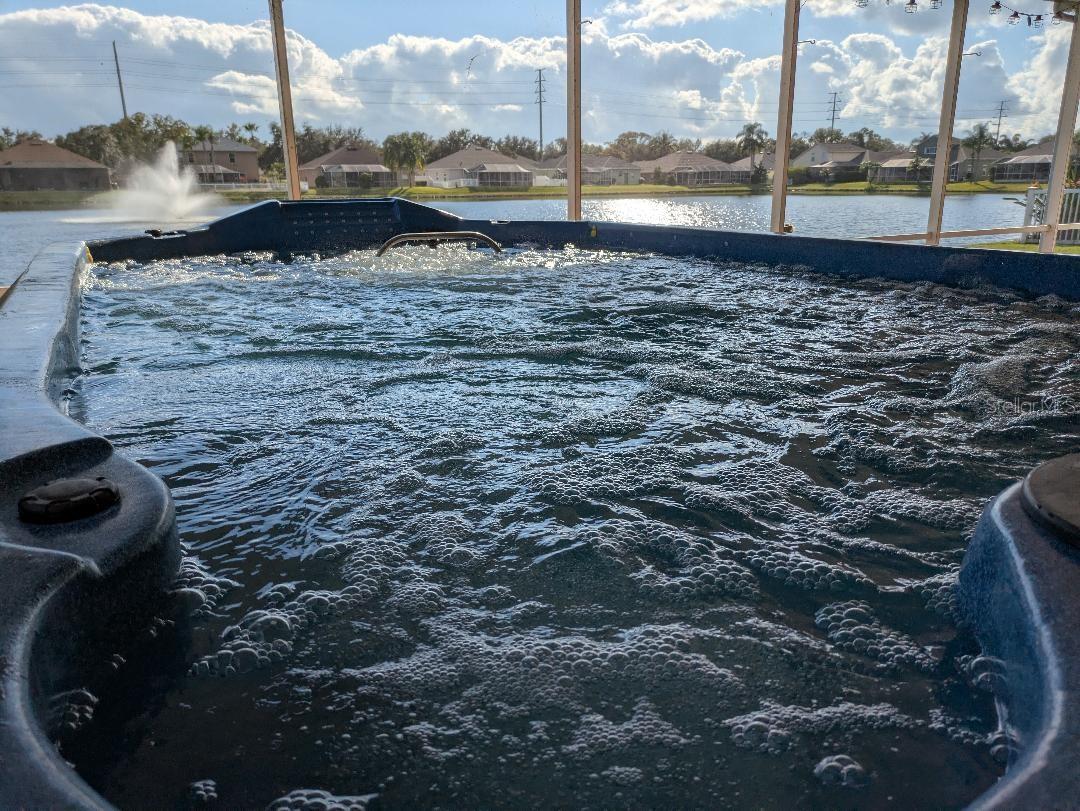 Image 27 of 33 For 22704 Cliffside Way