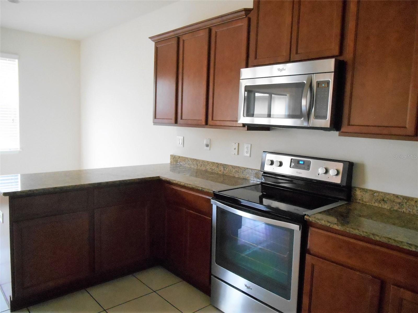 Image 3 of 5 For 9308 Sapphireberry Lane