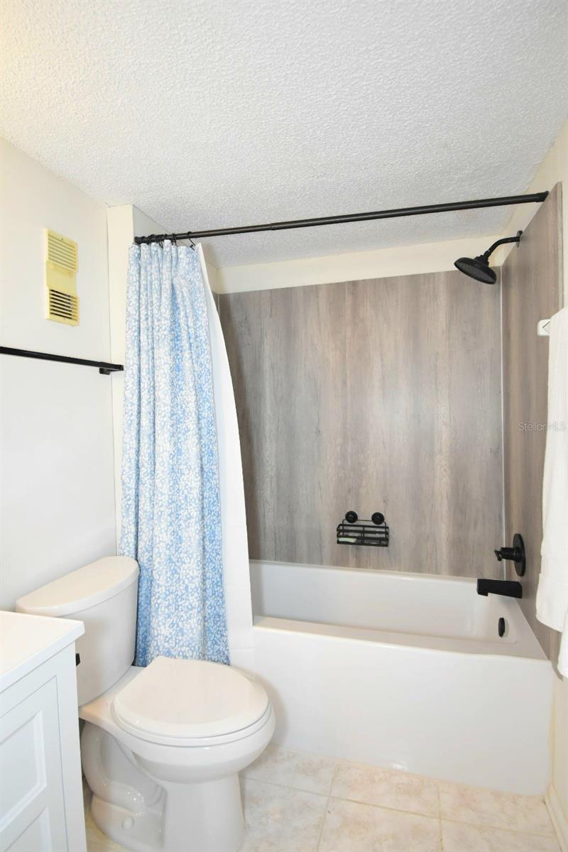 Image 10 of 32 For 970 Virginia Street 109