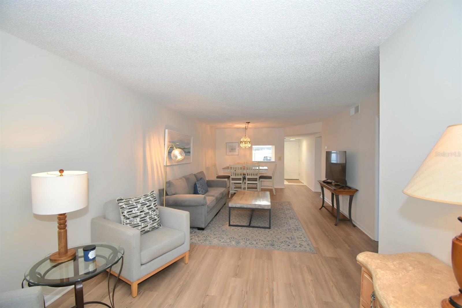 Image 16 of 32 For 970 Virginia Street 109