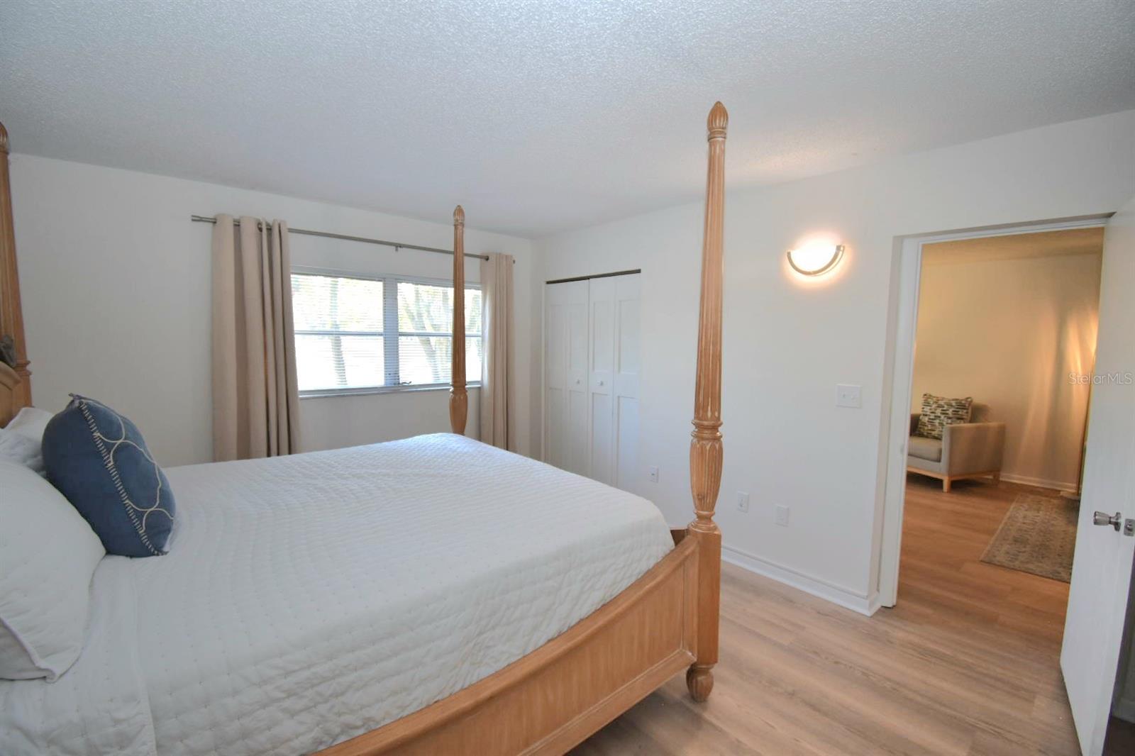 Image 23 of 32 For 970 Virginia Street 109