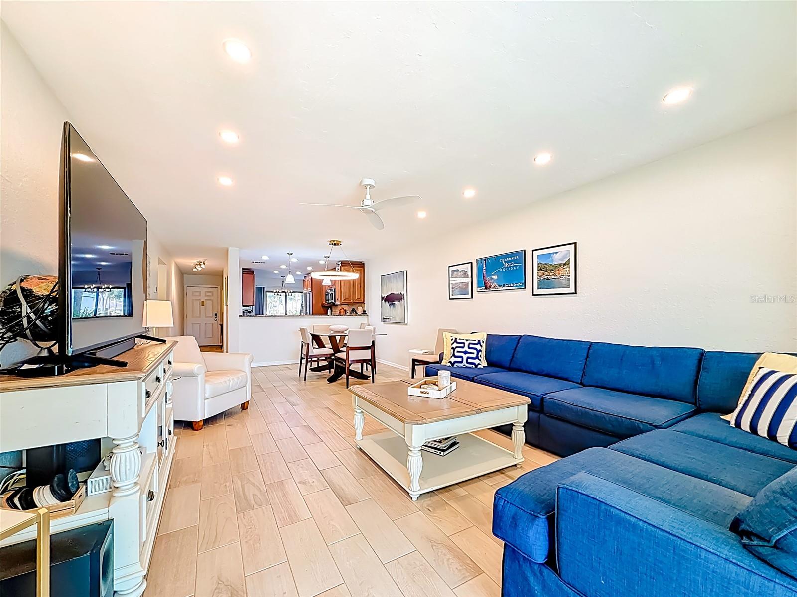 Image 32 of 71 For 10200 Regal Drive 3