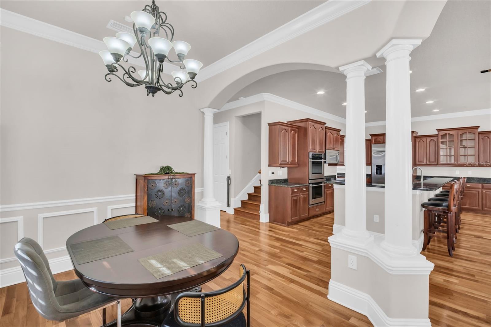 Listing photo id 15 for 6810 Shamrock Road