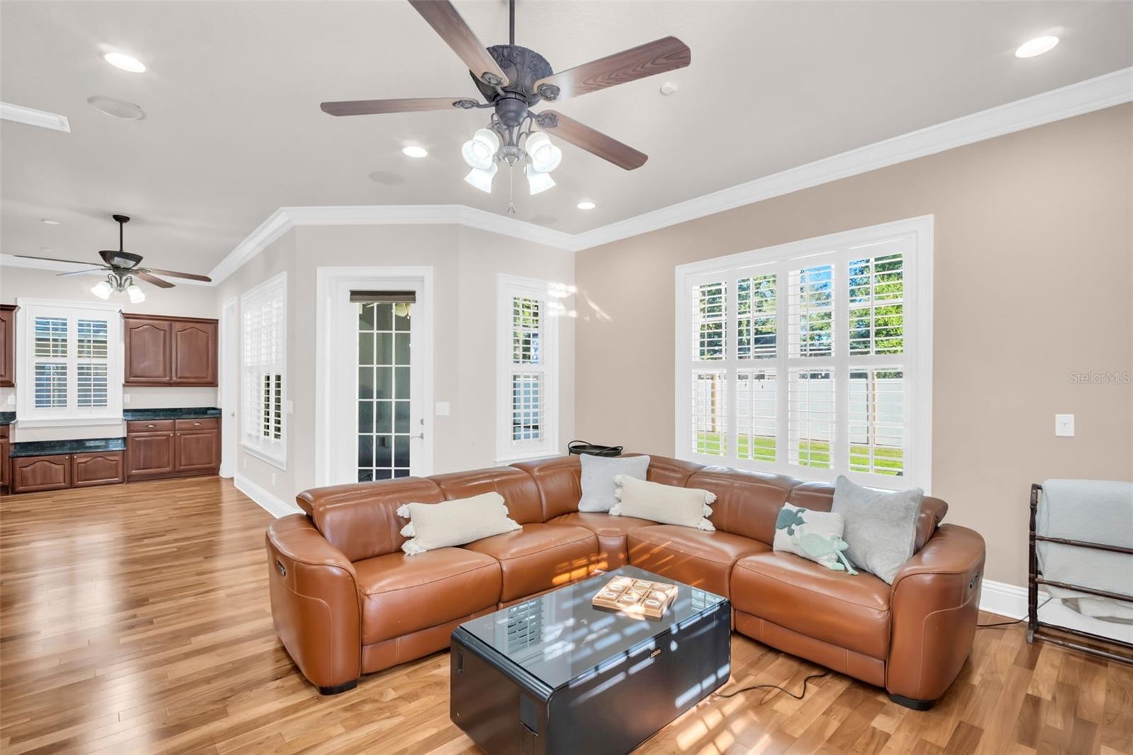 Listing photo id 19 for 6810 Shamrock Road