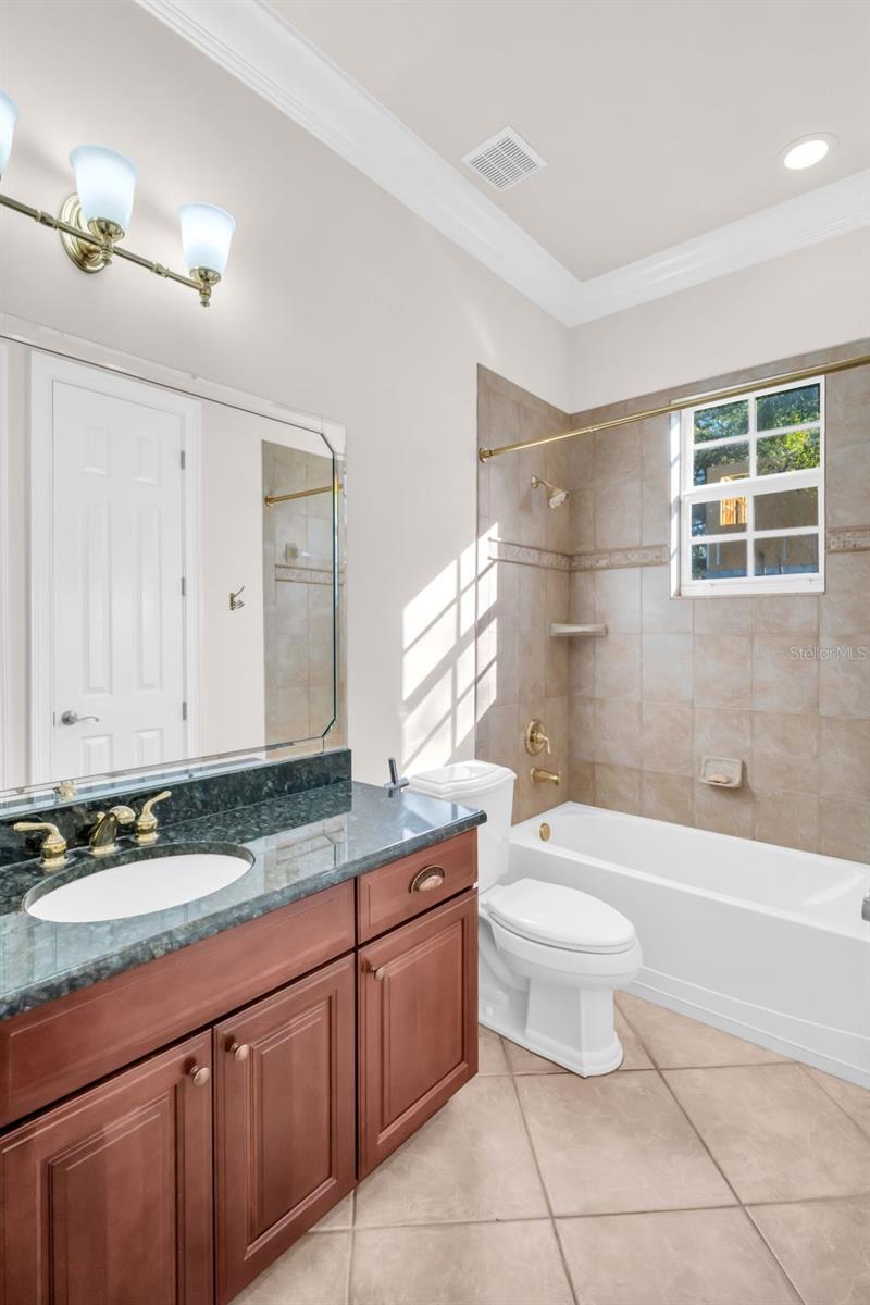 Listing photo id 25 for 6810 Shamrock Road