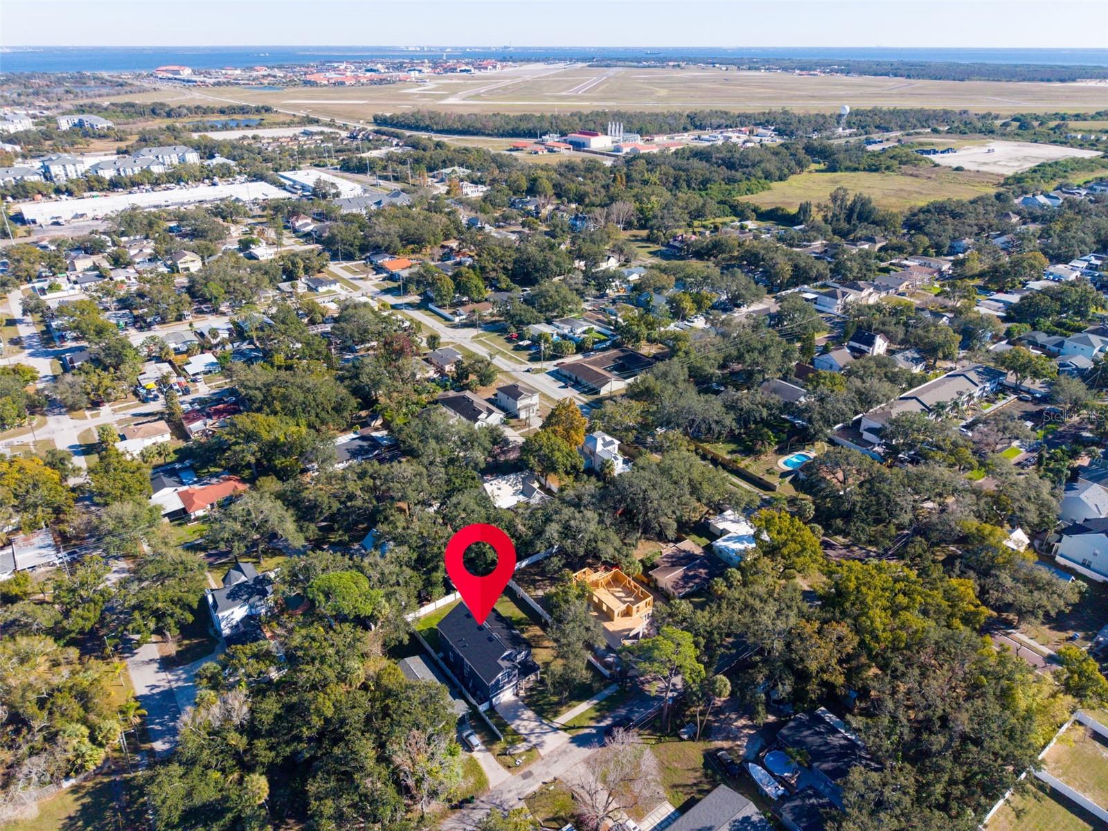 Listing photo id 61 for 6810 Shamrock Road