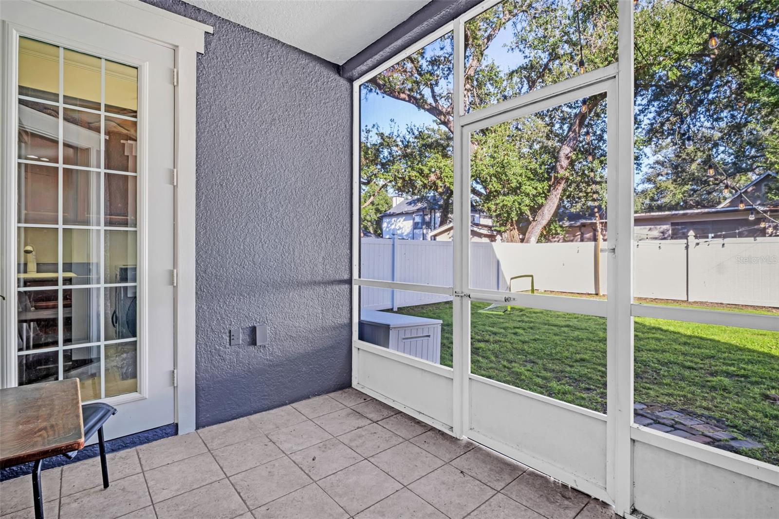 Listing photo id 6 for 6810 Shamrock Road