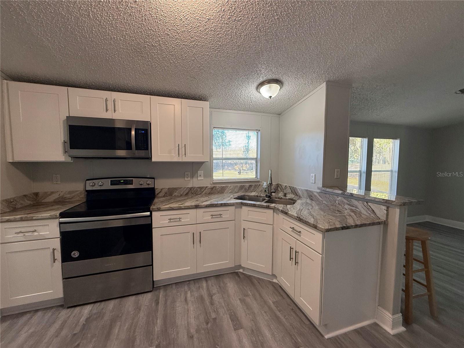 Image 4 of 19 For 4527 Dove Meadow Lane