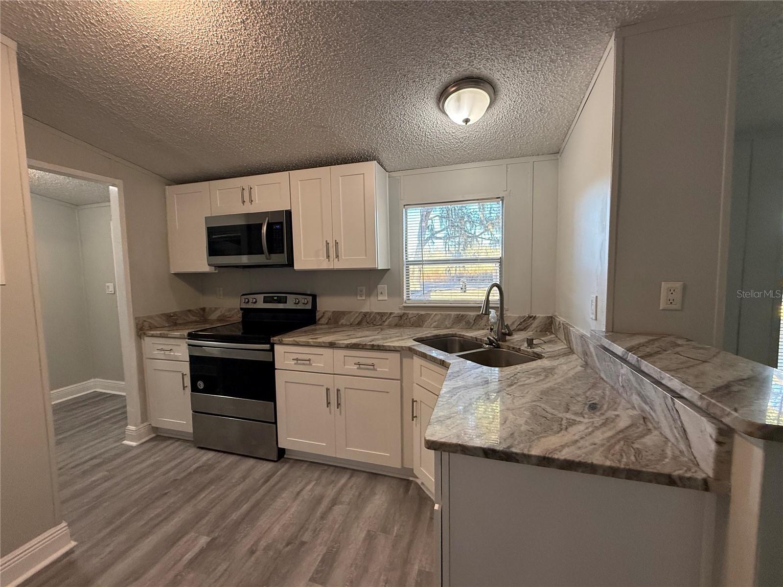 Image 5 of 19 For 4527 Dove Meadow Lane