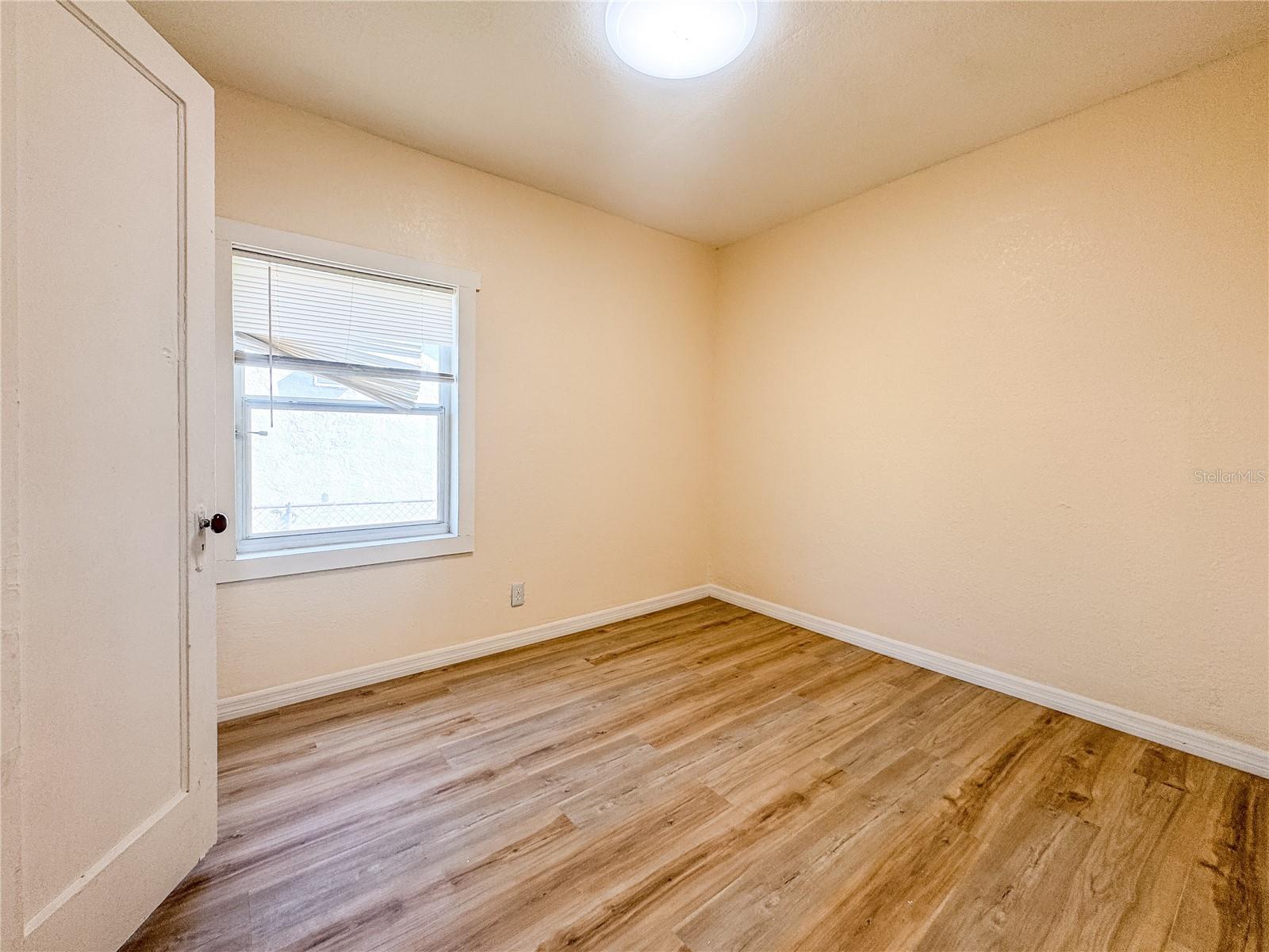 Image 15 of 24 For 2017 Hemlock Street