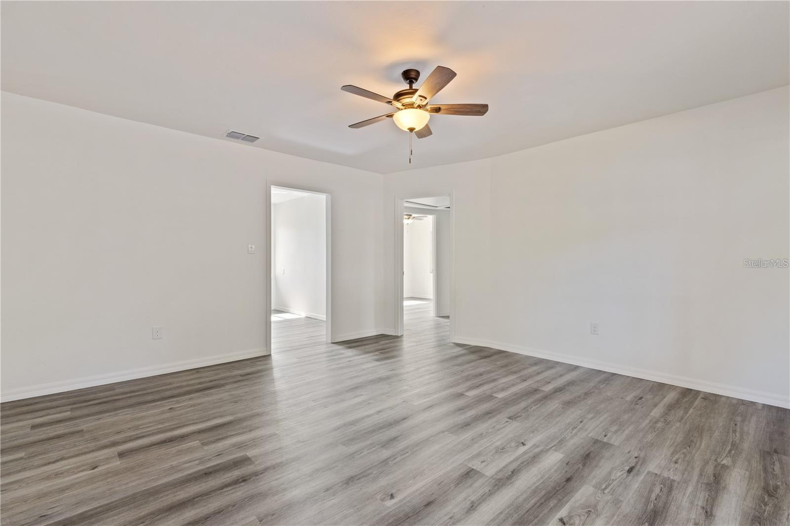 Image 5 of 17 For 112 Fern Road 112