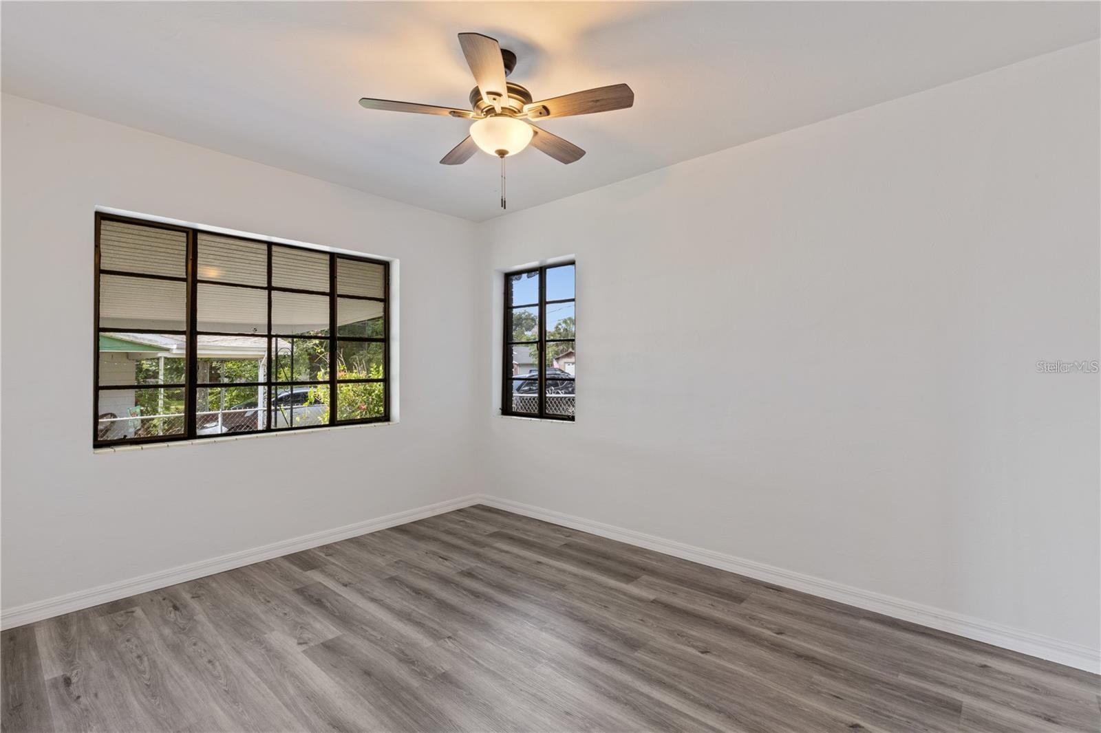 Image 8 of 17 For 112 Fern Road 112