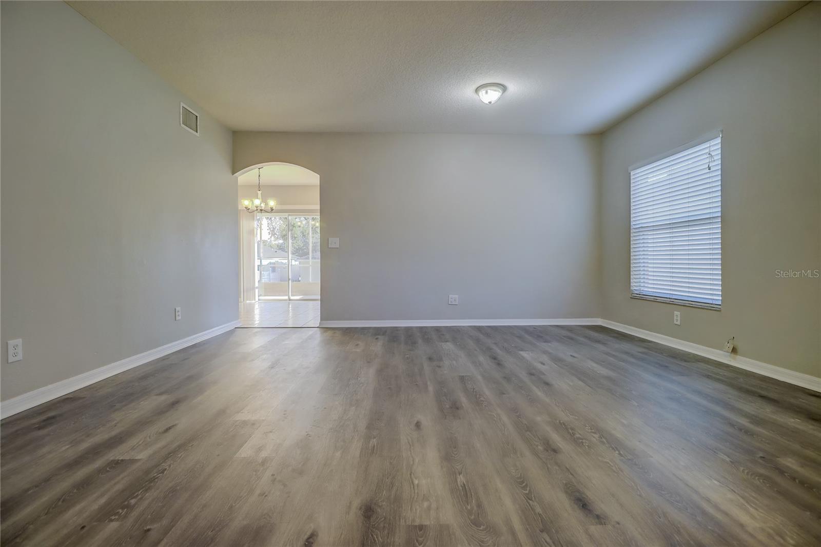 Image 17 of 91 For 3117 Summer Cruise Drive