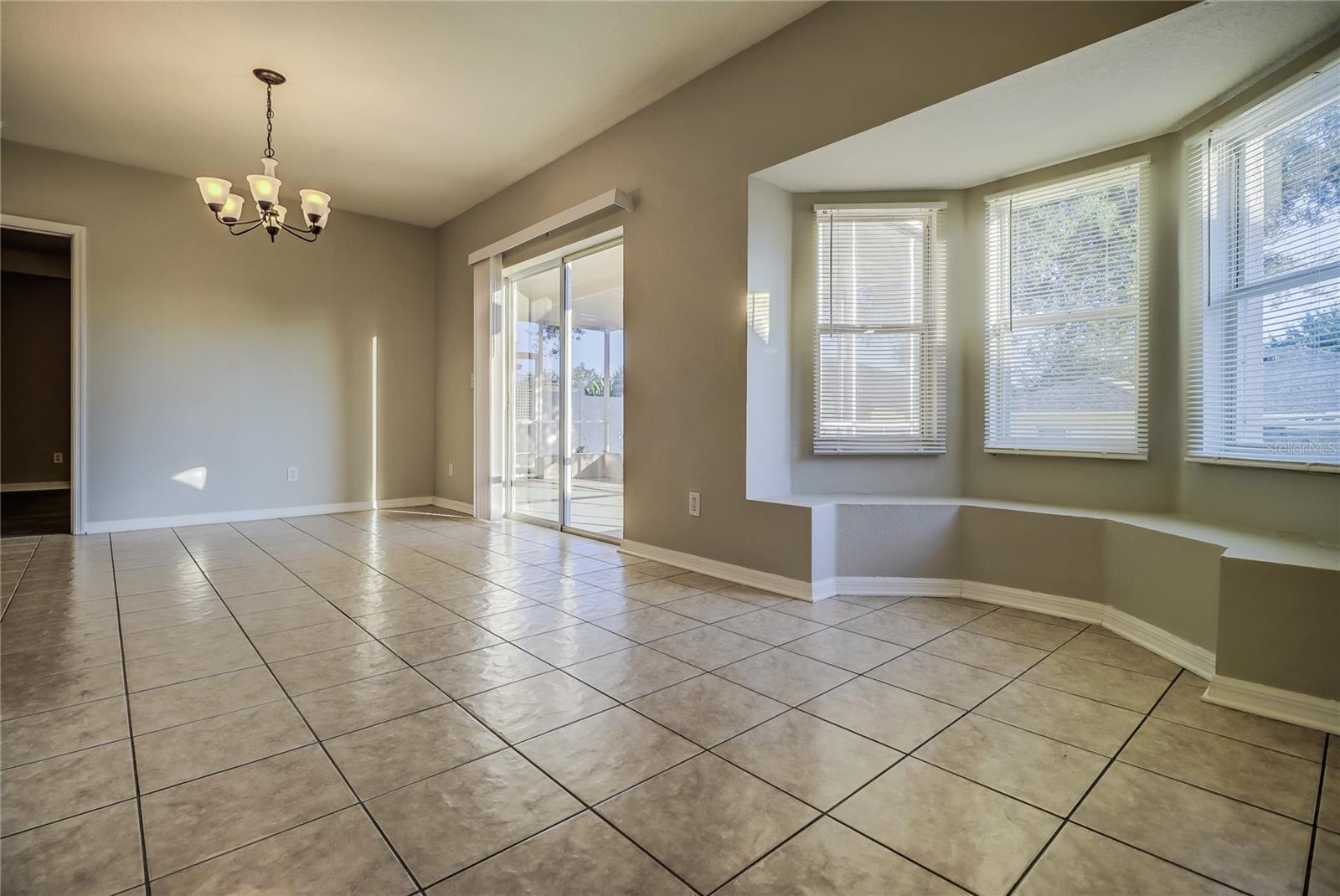 Image 19 of 91 For 3117 Summer Cruise Drive