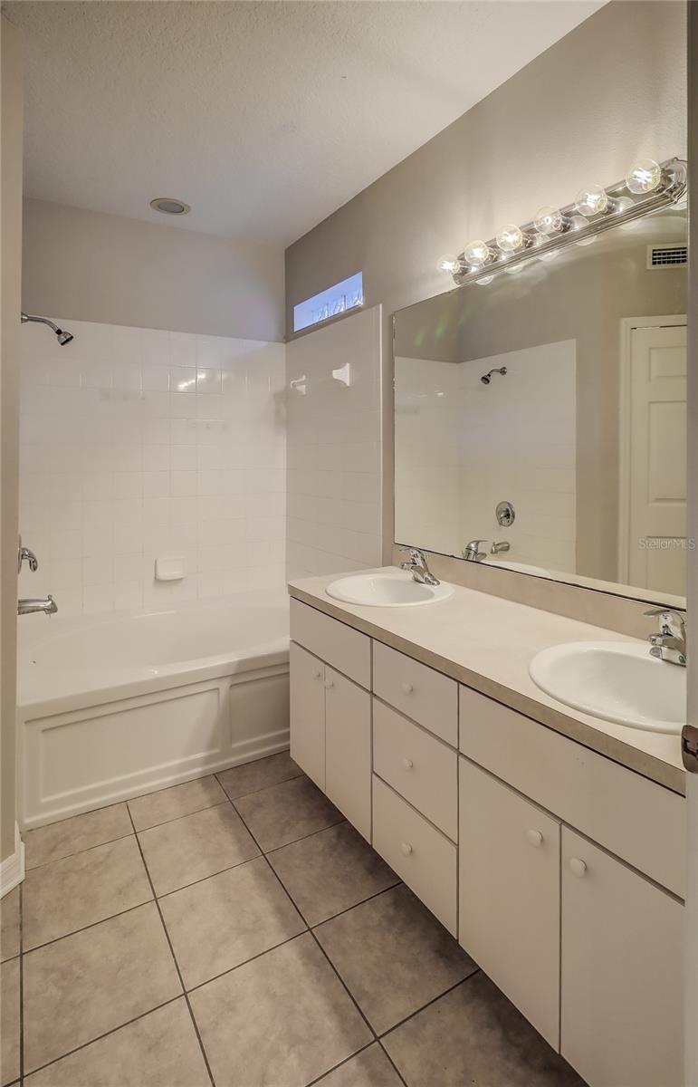 Image 39 of 91 For 3117 Summer Cruise Drive