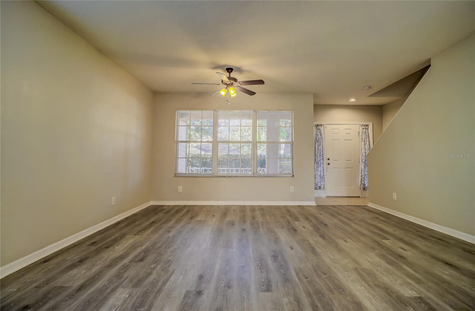 Image 7 of 91 For 3117 Summer Cruise Drive