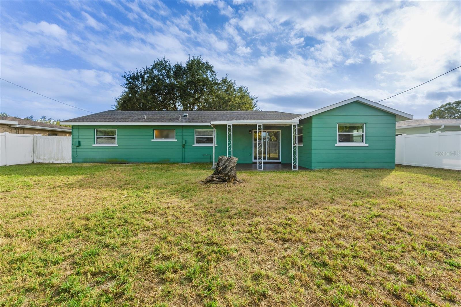 Image 27 of 35 For 5911 36th Avenue N