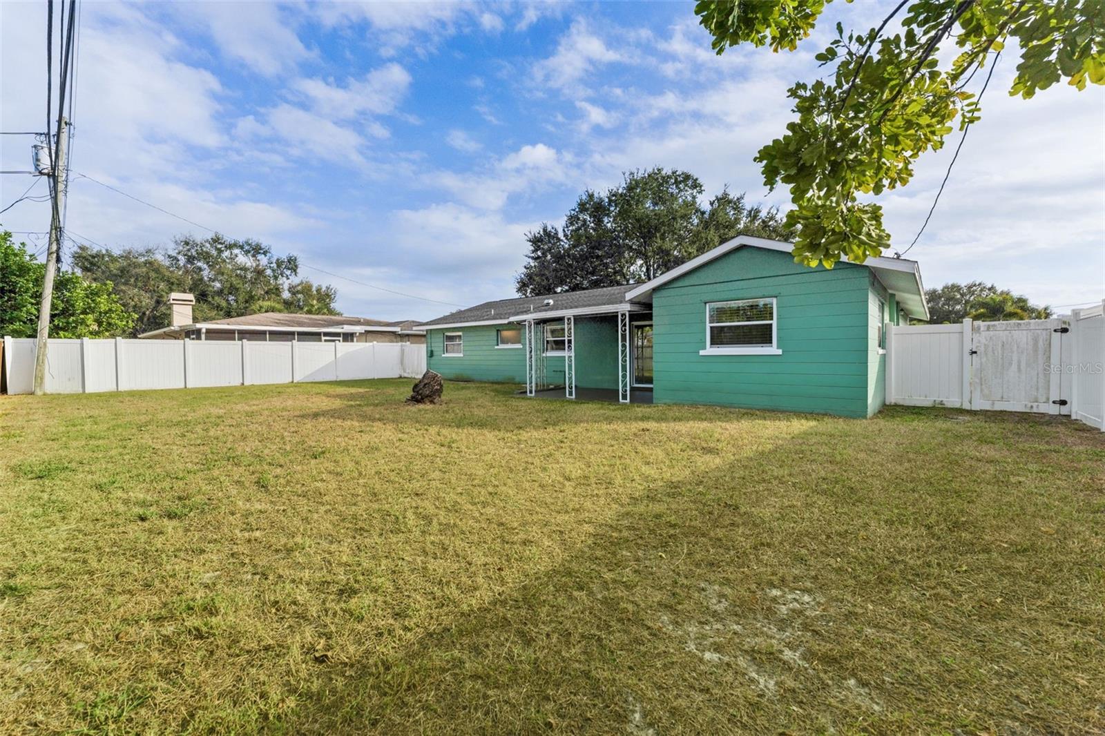 Image 28 of 35 For 5911 36th Avenue N