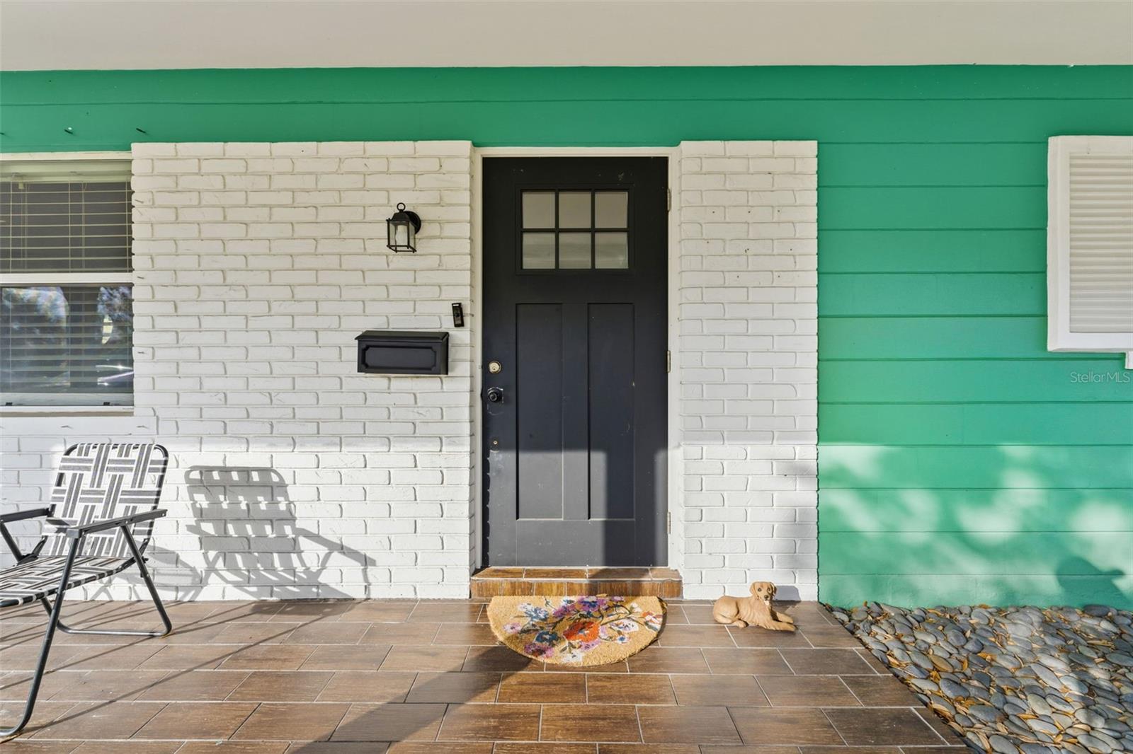 Image 5 of 35 For 5911 36th Avenue N