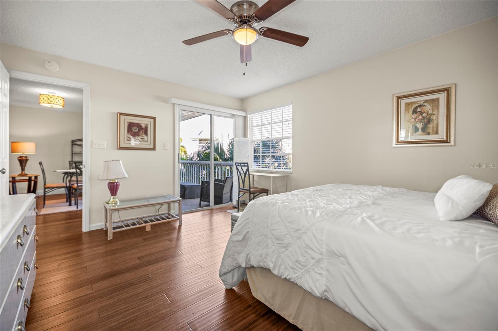 Image 18 of 30 For 6826 Stones Throw Circle N 11203