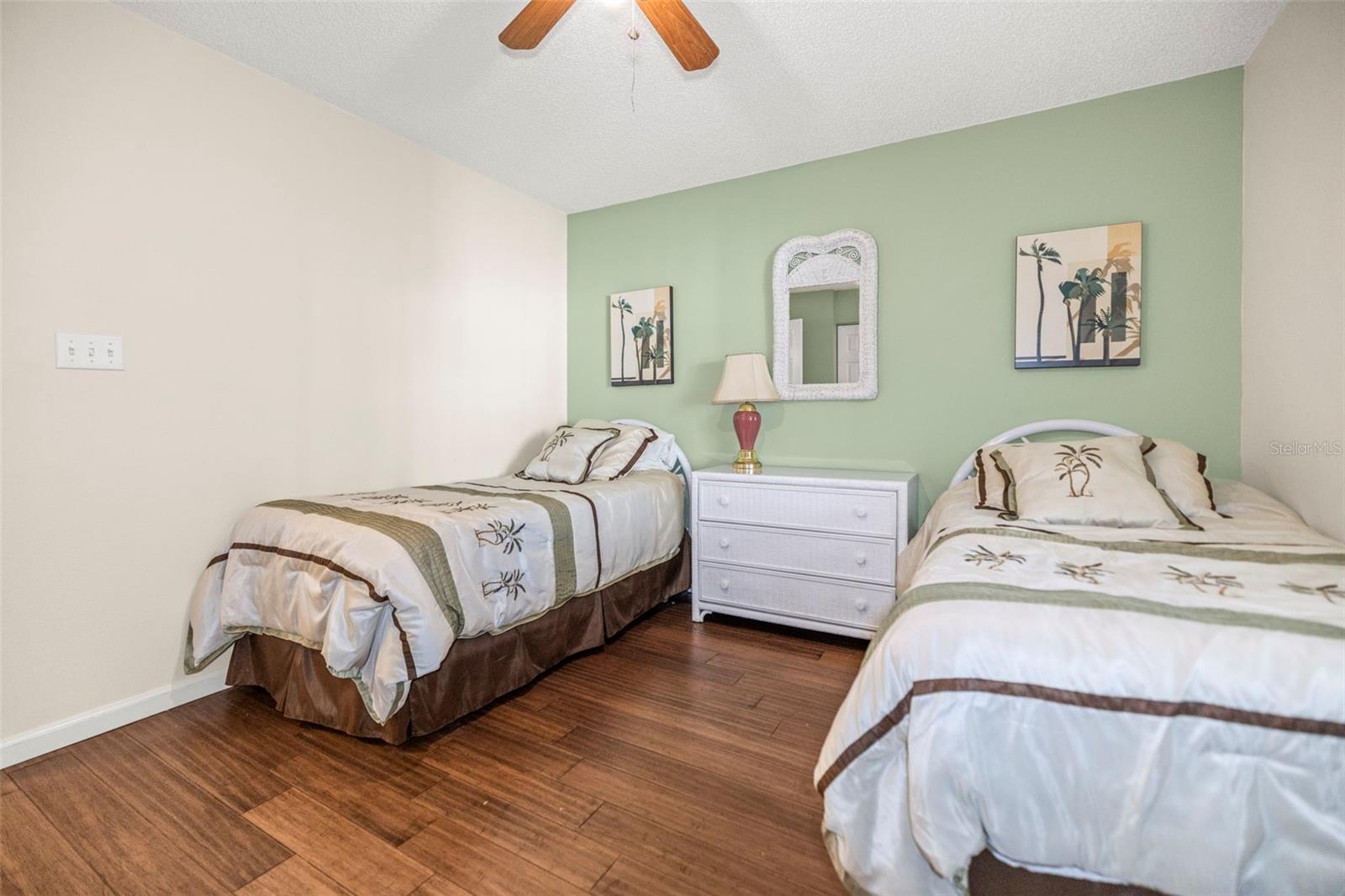 Image 21 of 30 For 6826 Stones Throw Circle N 11203