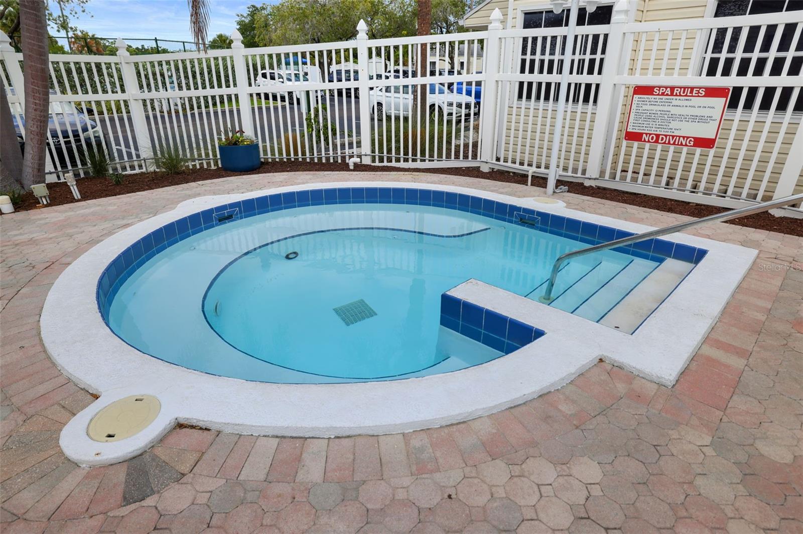 Image 24 of 30 For 6826 Stones Throw Circle N 11203