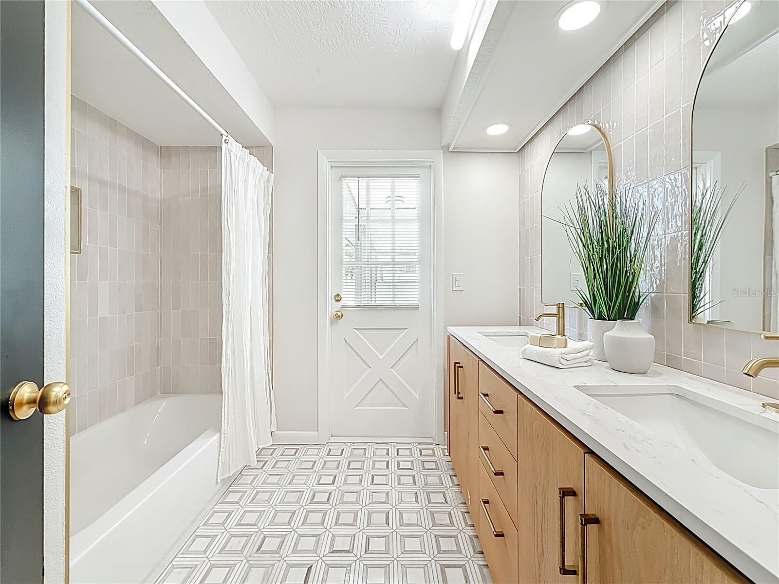 Image 30 of 87 For 2513 Frisco Drive