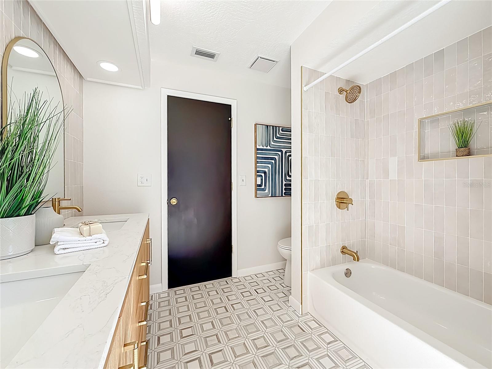 Image 33 of 87 For 2513 Frisco Drive