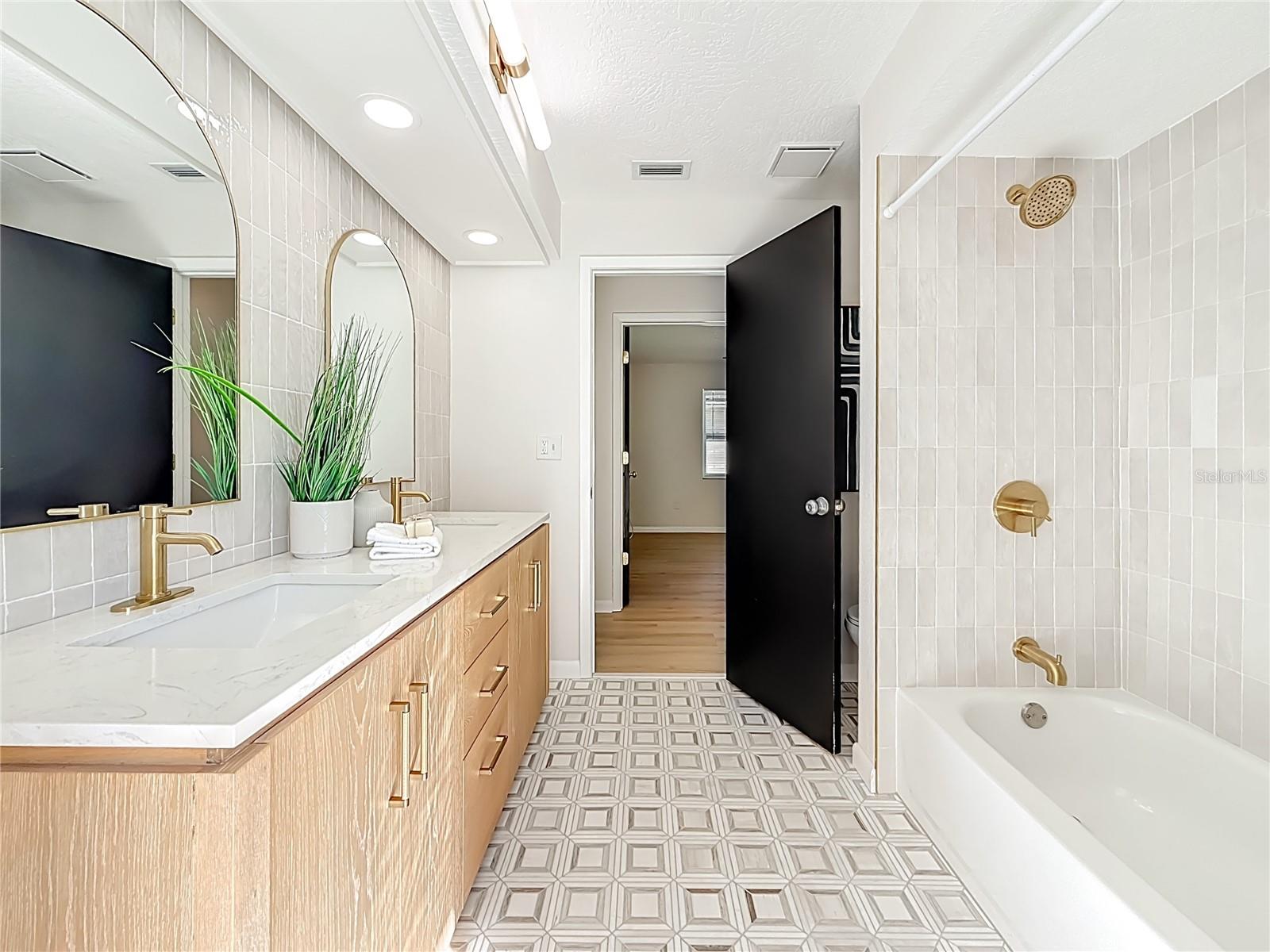 Image 35 of 87 For 2513 Frisco Drive