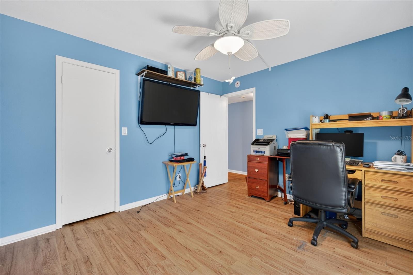 Image 25 of 46 For 11201 122nd Avenue N 143