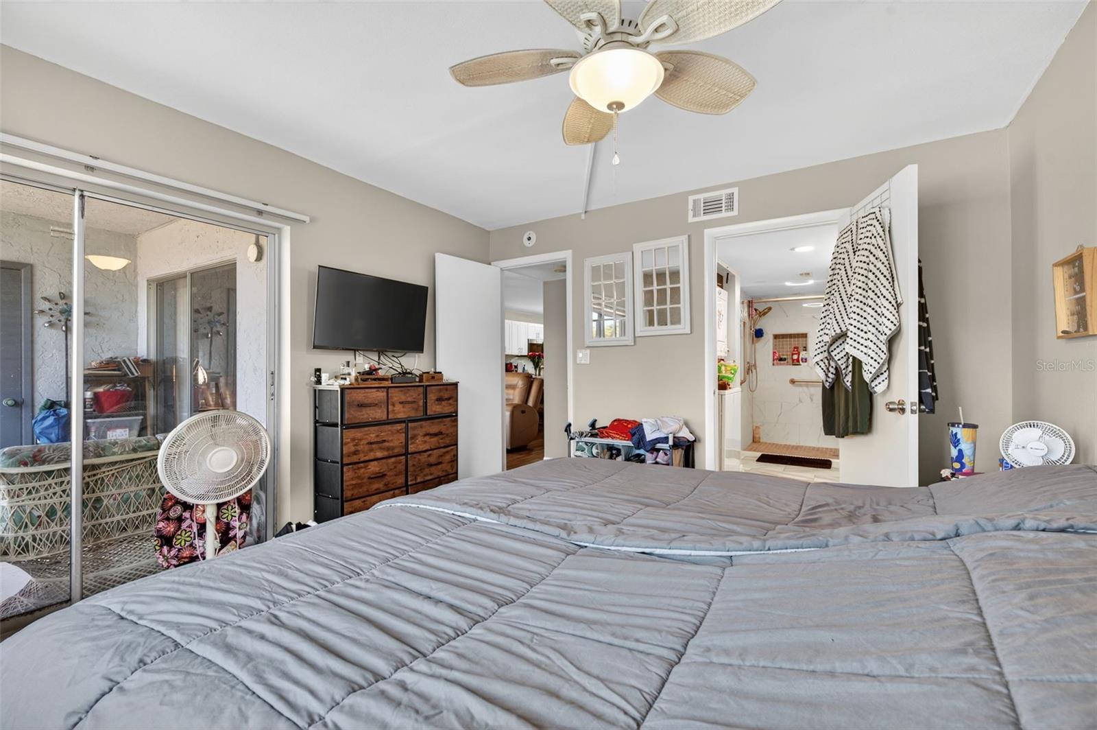 Image 30 of 46 For 11201 122nd Avenue N 143