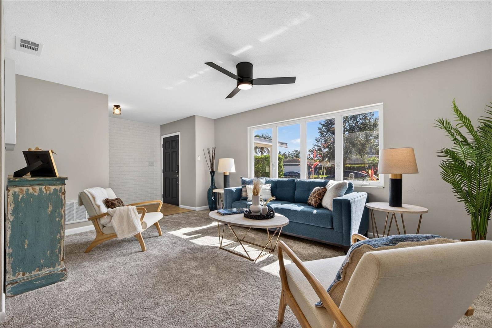 Image 4 of 25 For 1648 Leisure Drive