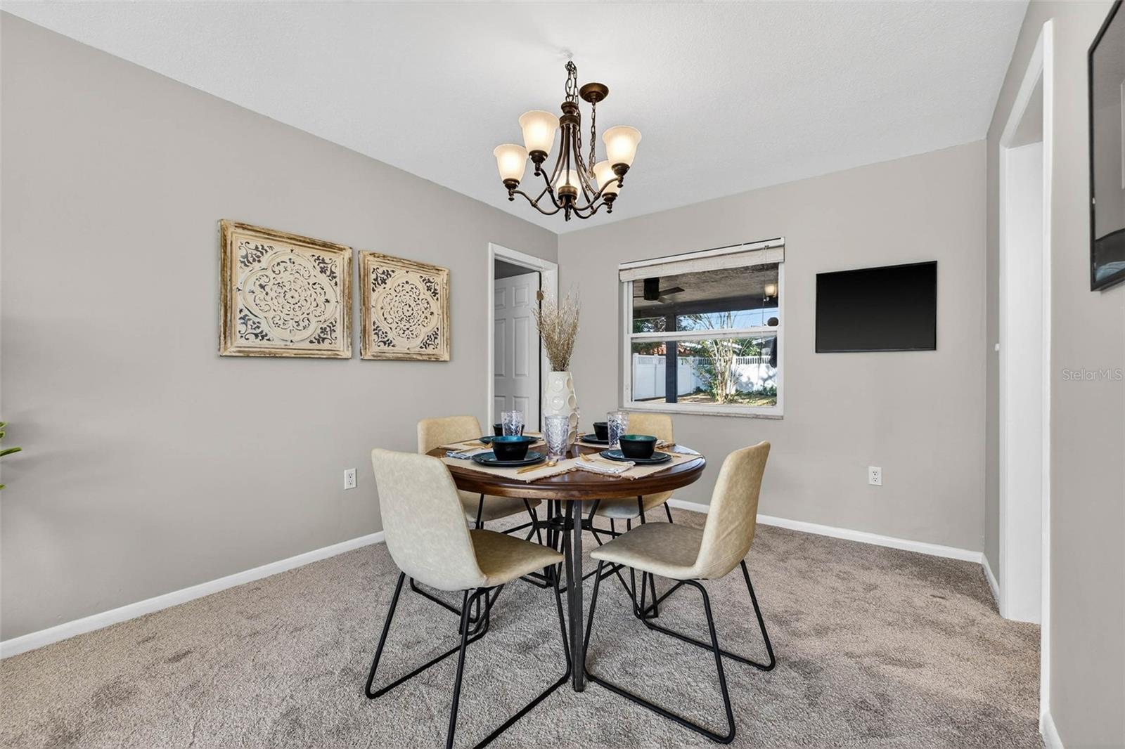 Image 9 of 25 For 1648 Leisure Drive