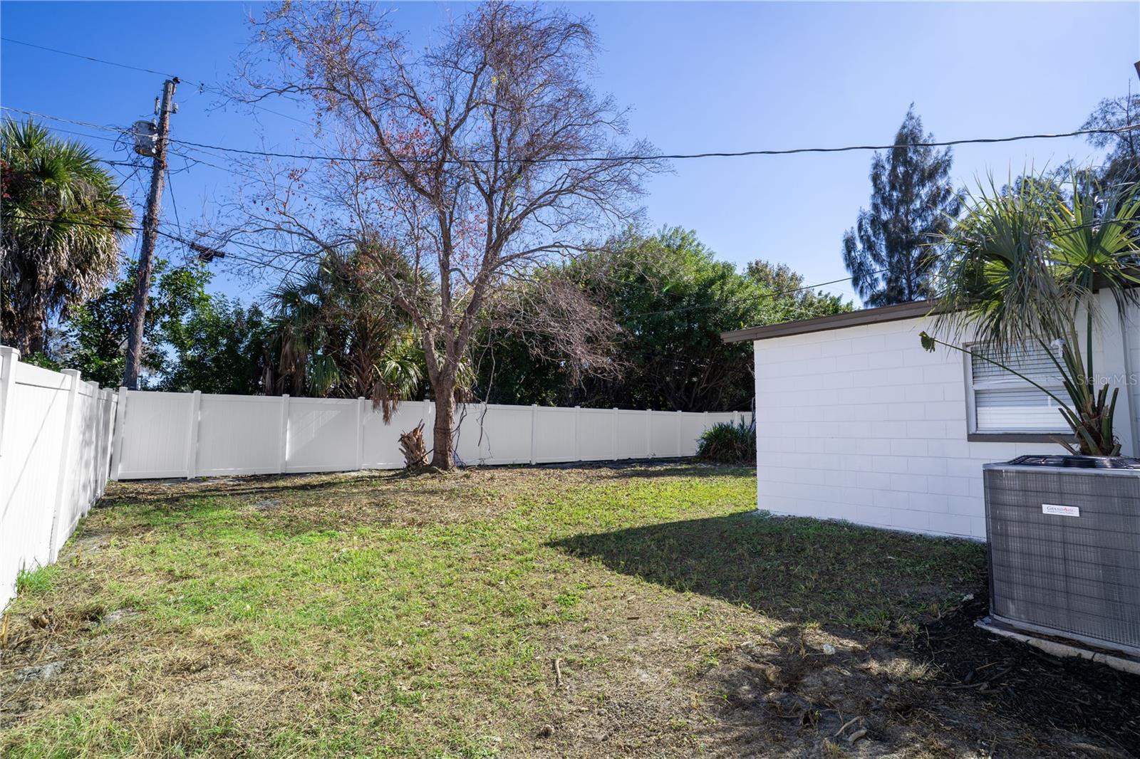 Image 20 of 29 For 8155 65th Way N