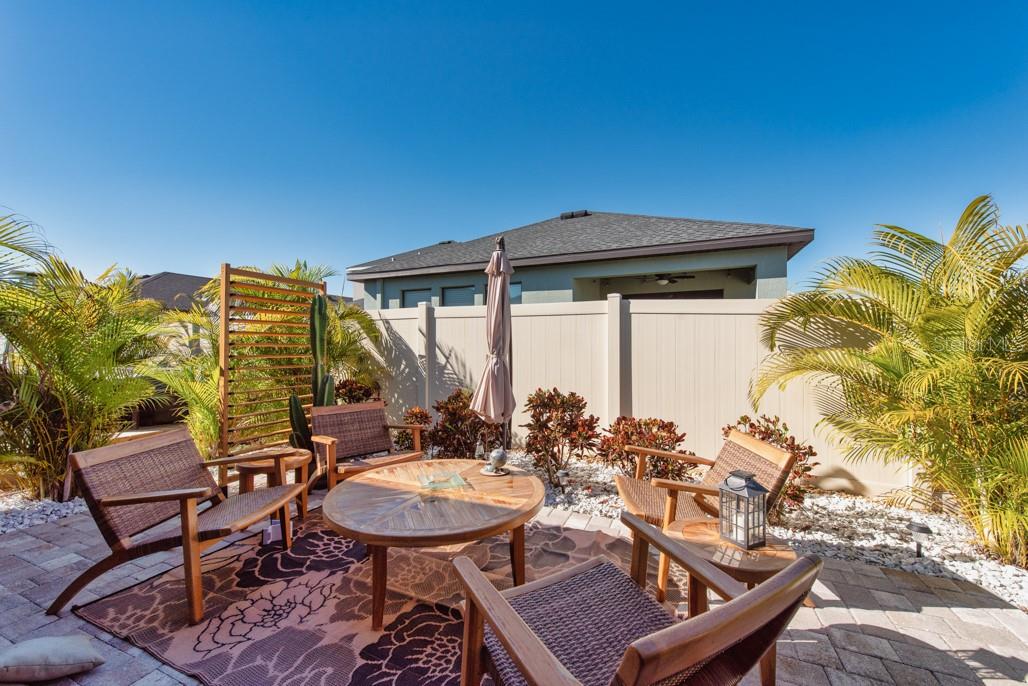 Image 2 of 47 For 1468 River Circle