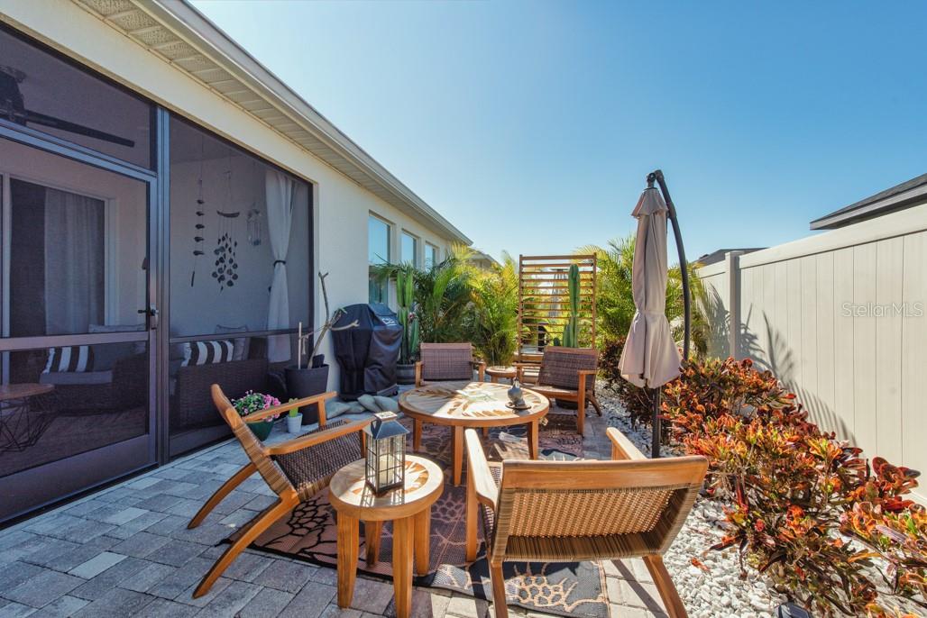 Image 32 of 47 For 1468 River Circle