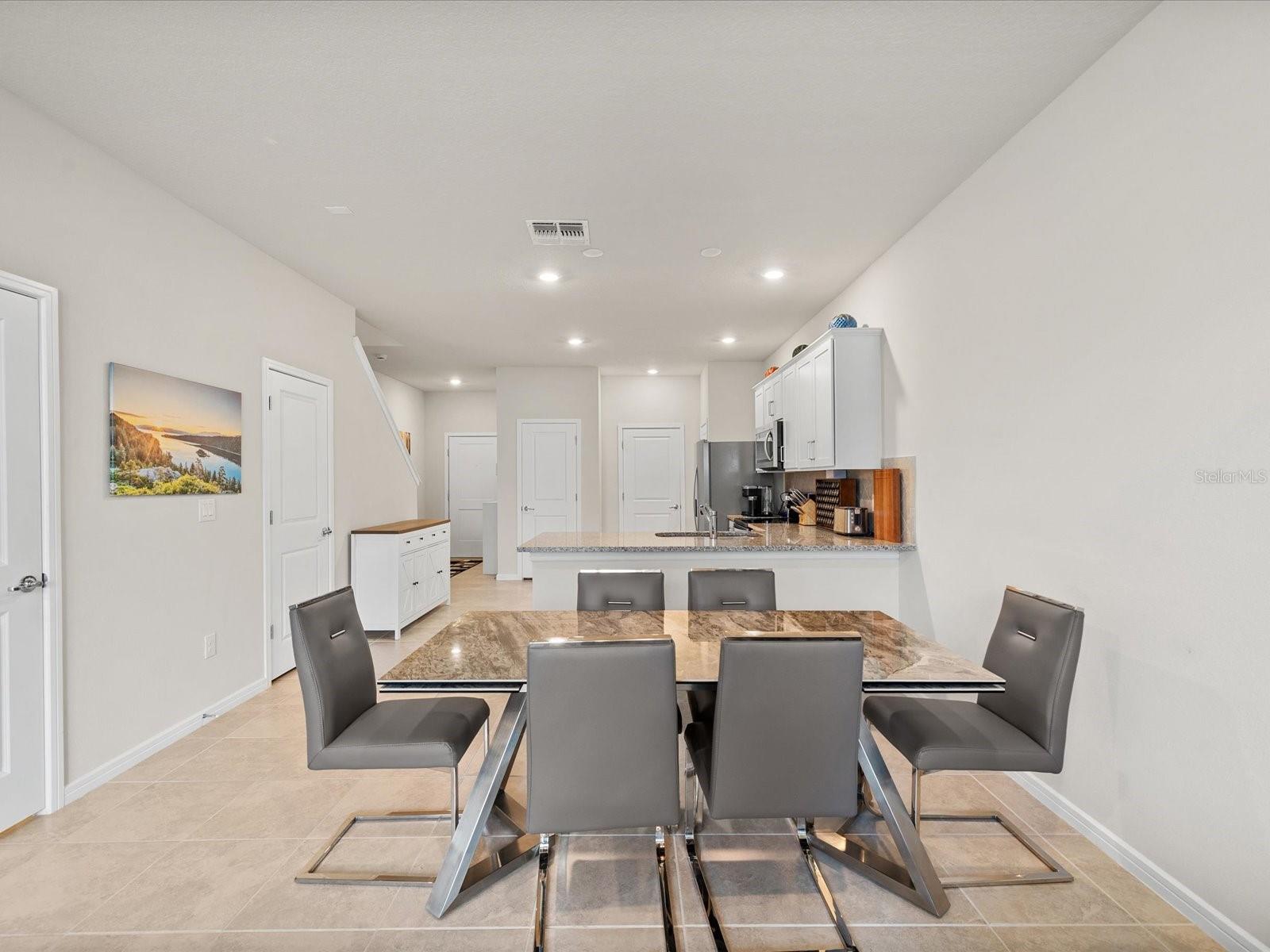 Image 13 of 64 For 31428 Amberview Bend