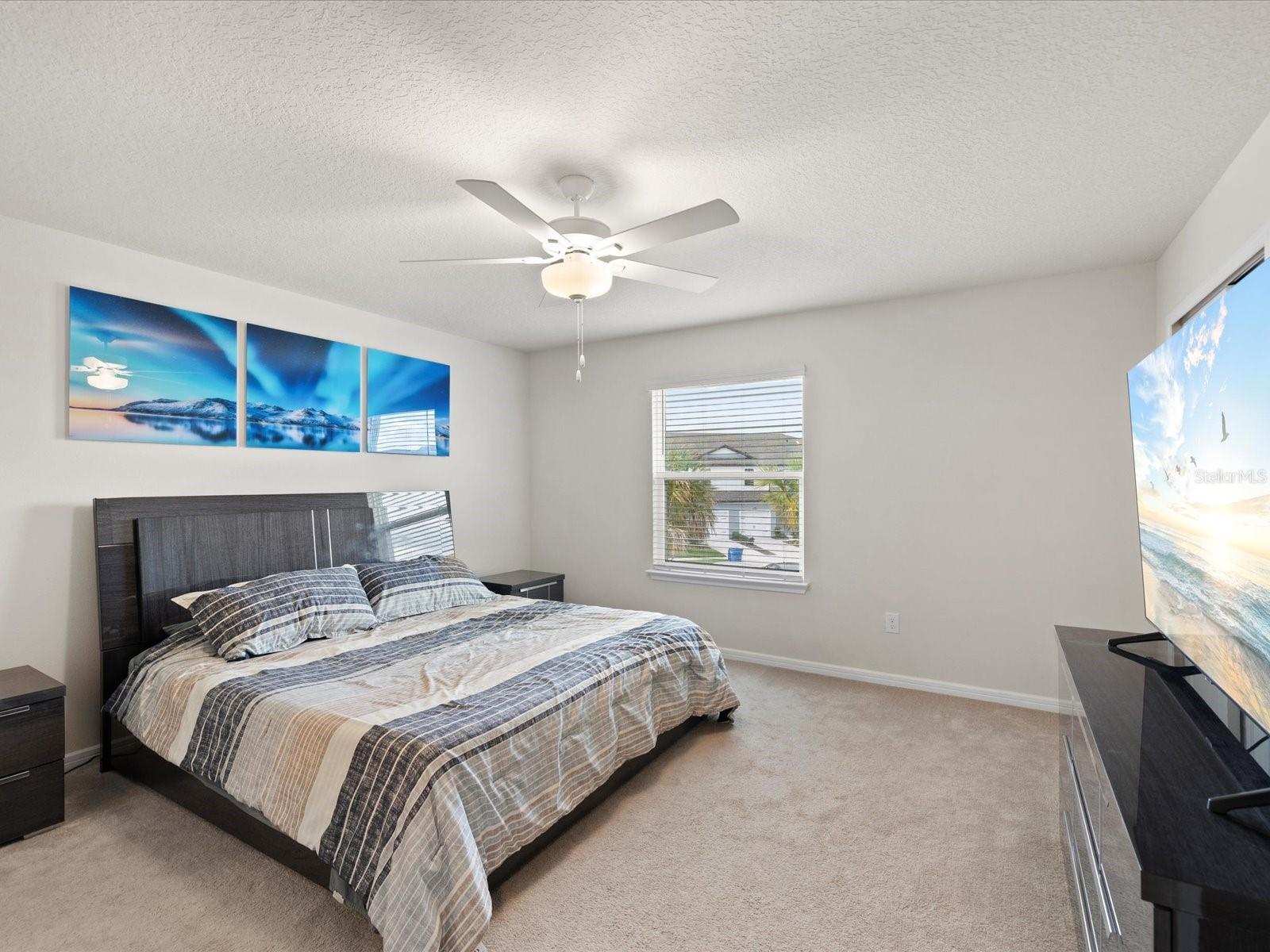 Image 21 of 64 For 31428 Amberview Bend