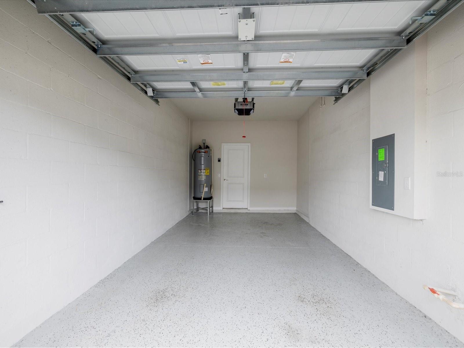 Image 31 of 64 For 31428 Amberview Bend