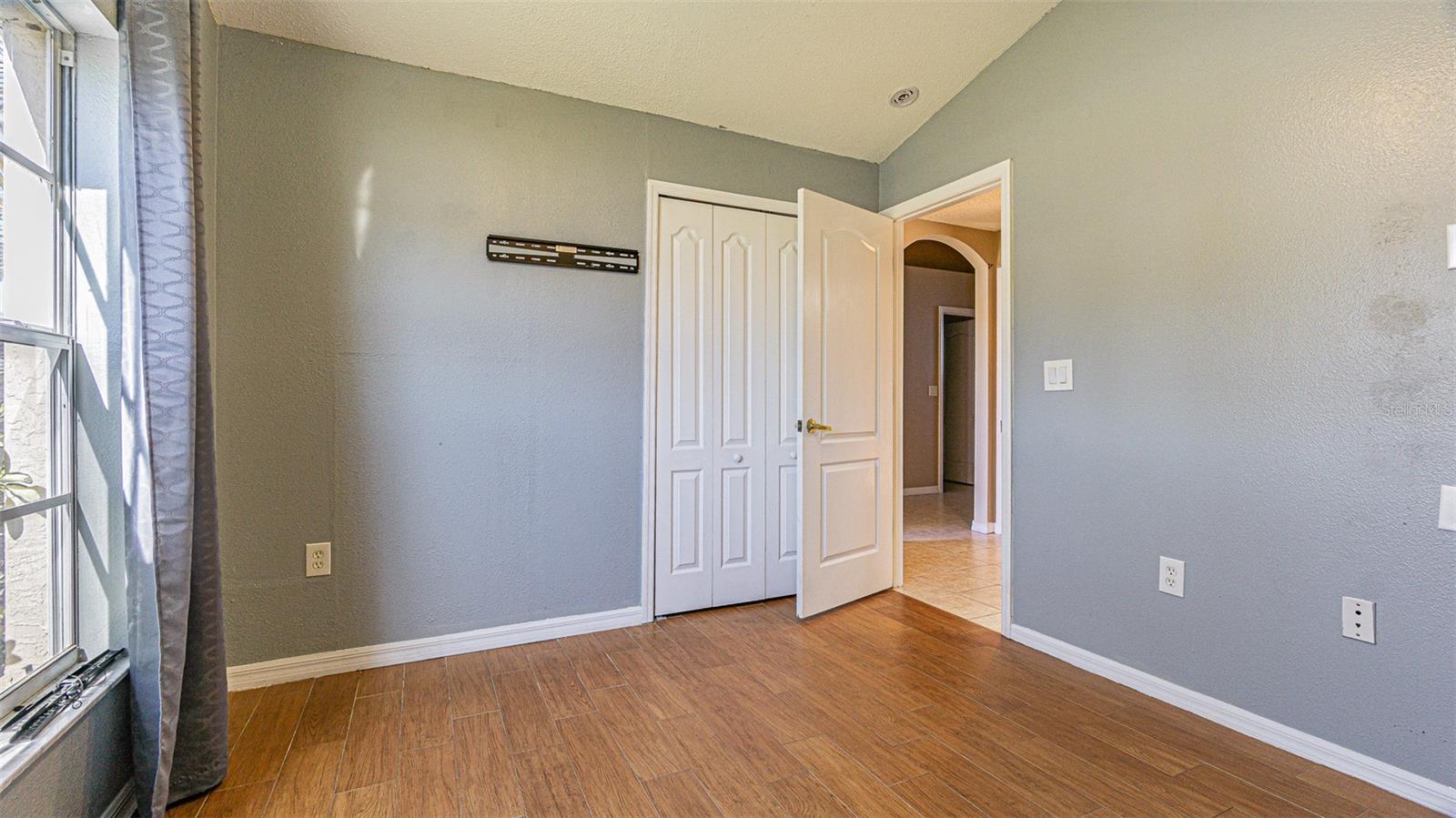 Image 27 of 33 For 2614 Hawk Roost Court