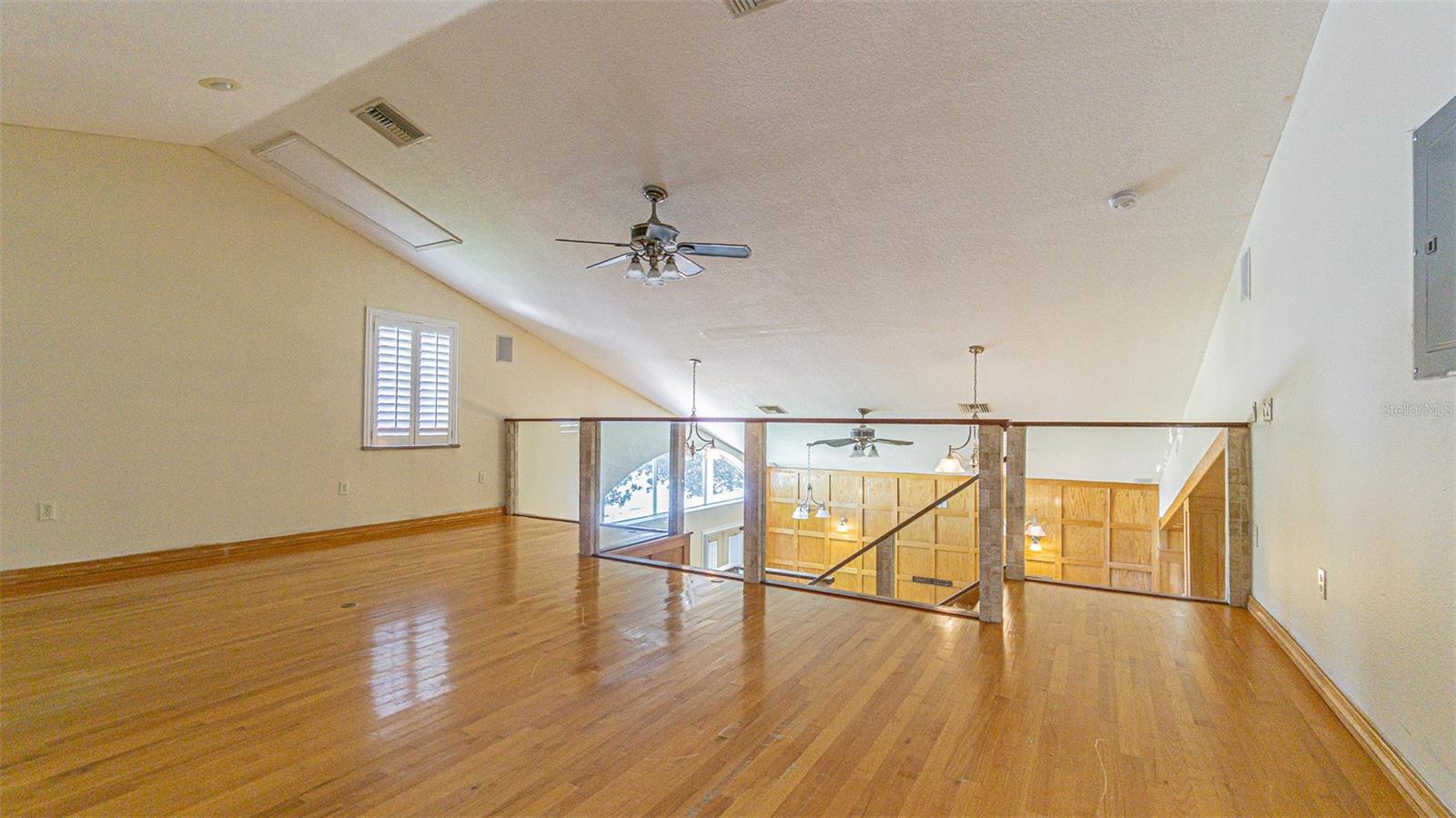 Image 8 of 33 For 2614 Hawk Roost Court