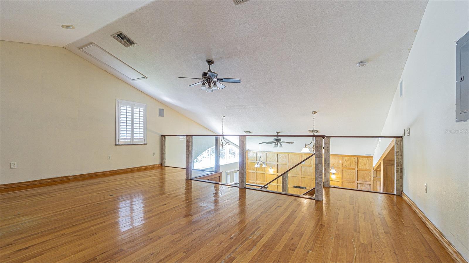 Image 9 of 33 For 2614 Hawk Roost Court