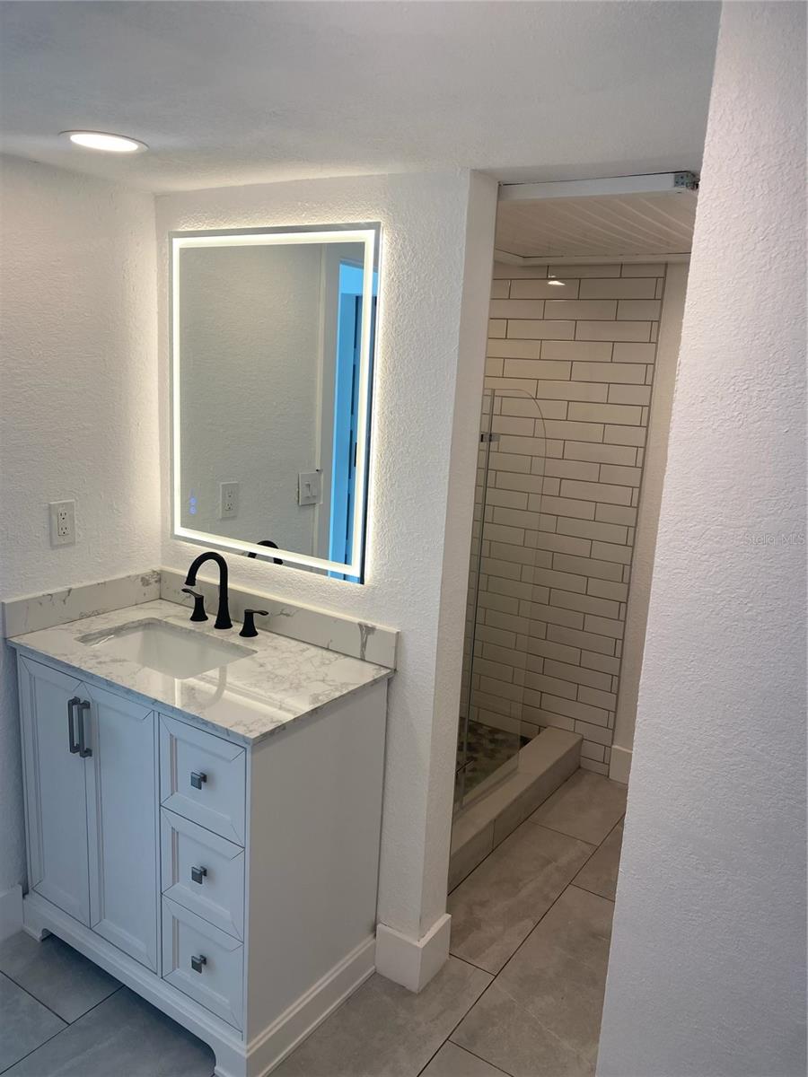 Image 16 of 28 For 8901 Blind Pass Road 128