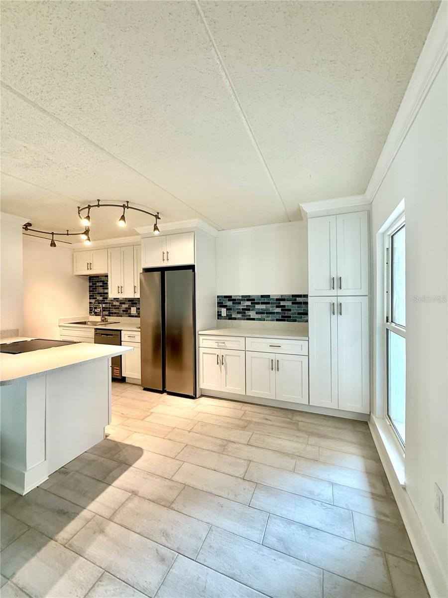 Image 8 of 28 For 8901 Blind Pass Road 128