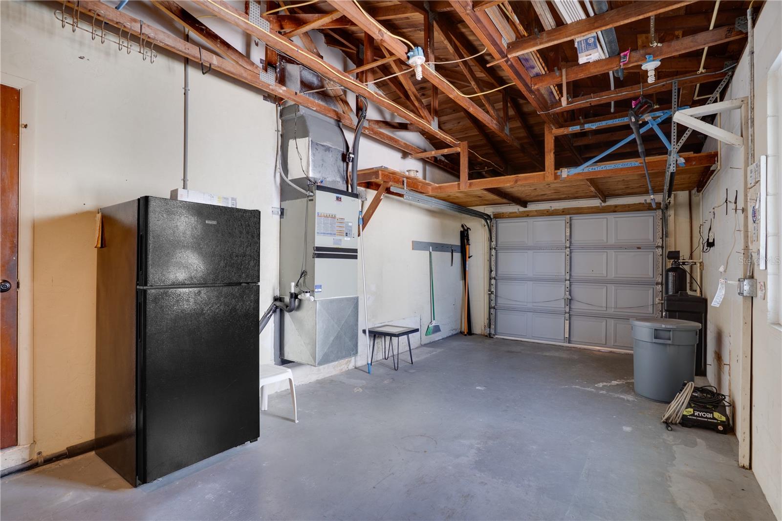 Image 22 of 38 For 5135 101st Street N