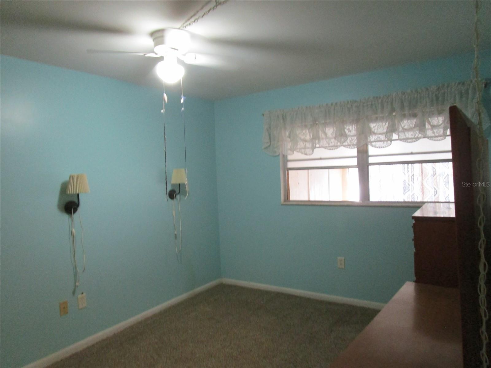 Image 12 of 32 For 1900 58th Avenue N 22