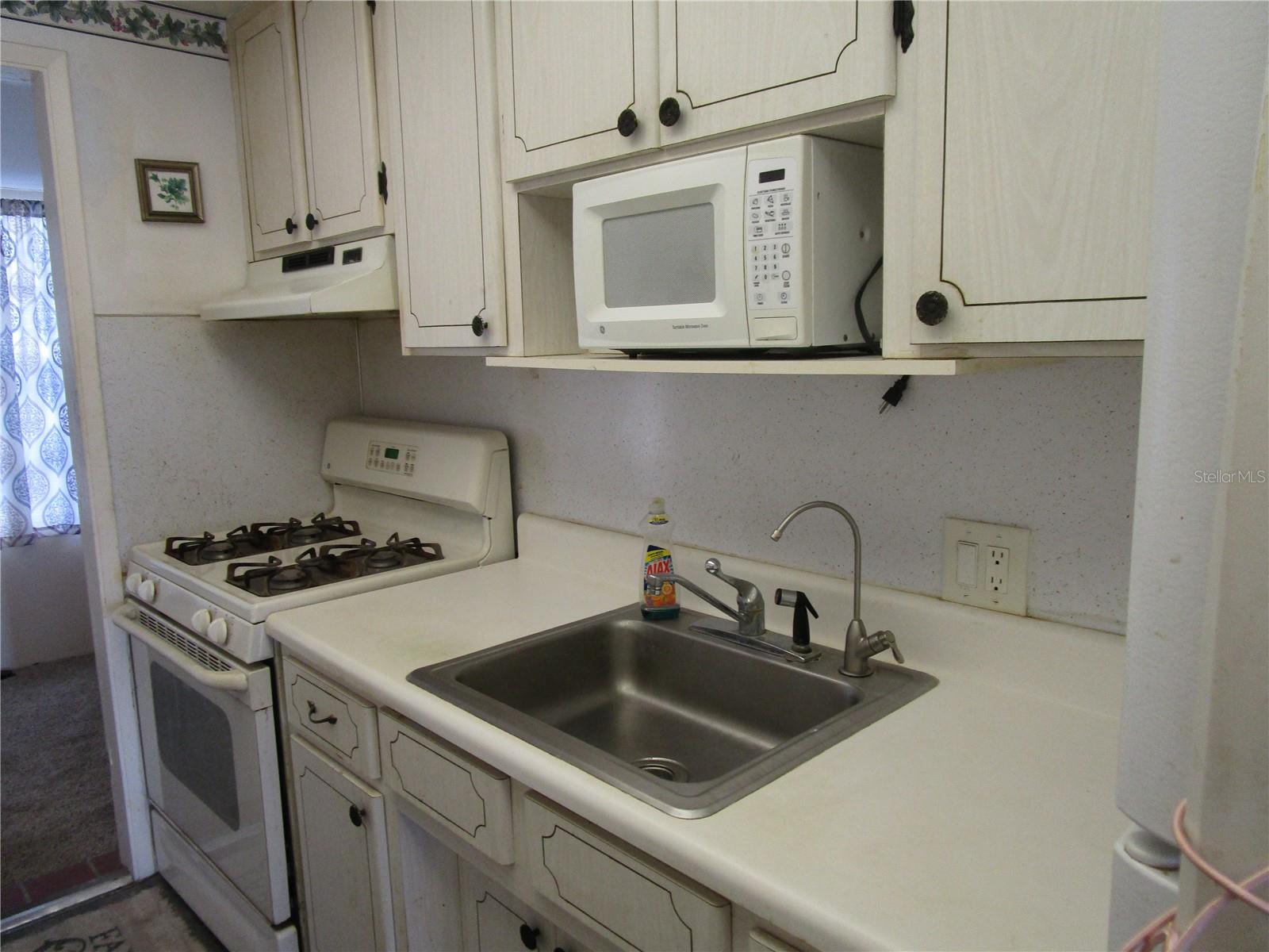 Image 6 of 32 For 1900 58th Avenue N 22